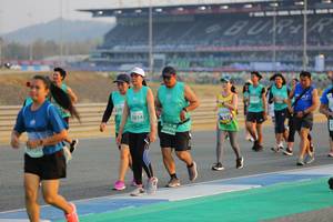 BIB: 5292, 2814, 50490
                            <button type="button" onclick="openModal(10481680)" class="btn btn-primary btn-sm float-right btn-popup" data-toggle="modal" data-target=".modal-high-quality">
                        <i class="fas fa-shopping-cart"></i> Add to Cart
                    </button>
                                            <button type="button" onclick="isThisMe(10481680, true)" class="btn btn-success btn-sm float-right btn-popup btn-isme hidden" data-toggle="tooltip" data-placement="bottom" title="นี่คือรูปของคุณใช่ไหม คลิกที่นี่เพื่อเอาเข้าอัลบั้ม">
                        <i class="fas fa-plus"></i> Add to album
                    </button>
                    <button type="button" onclick="isThisMe(10481680, false)" class="btn btn-warning btn-sm float-right btn-popup btn-isnotme hidden">
                        <i class="fas fa-ban"></i> Remove from album
                    </button>