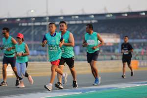 BIB: 1121, 50303
                            <button type="button" onclick="openModal(10479355)" class="btn btn-primary btn-sm float-right btn-popup" data-toggle="modal" data-target=".modal-high-quality">
                        <i class="fas fa-shopping-cart"></i> Add to Cart
                    </button>
                                            <button type="button" onclick="isThisMe(10479355, true)" class="btn btn-success btn-sm float-right btn-popup btn-isme hidden" data-toggle="tooltip" data-placement="bottom" title="นี่คือรูปของคุณใช่ไหม คลิกที่นี่เพื่อเอาเข้าอัลบั้ม">
                        <i class="fas fa-plus"></i> Add to album
                    </button>
                    <button type="button" onclick="isThisMe(10479355, false)" class="btn btn-warning btn-sm float-right btn-popup btn-isnotme hidden">
                        <i class="fas fa-ban"></i> Remove from album
                    </button>