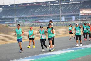 BIB: 51650, 523
                            <button type="button" onclick="openModal(10483375)" class="btn btn-primary btn-sm float-right btn-popup" data-toggle="modal" data-target=".modal-high-quality">
                        <i class="fas fa-shopping-cart"></i> Add to Cart
                    </button>
                                            <button type="button" onclick="isThisMe(10483375, true)" class="btn btn-success btn-sm float-right btn-popup btn-isme hidden" data-toggle="tooltip" data-placement="bottom" title="นี่คือรูปของคุณใช่ไหม คลิกที่นี่เพื่อเอาเข้าอัลบั้ม">
                        <i class="fas fa-plus"></i> Add to album
                    </button>
                    <button type="button" onclick="isThisMe(10483375, false)" class="btn btn-warning btn-sm float-right btn-popup btn-isnotme hidden">
                        <i class="fas fa-ban"></i> Remove from album
                    </button>