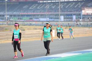 BIB: 1653, 52341
                            <button type="button" onclick="openModal(10485102)" class="btn btn-primary btn-sm float-right btn-popup" data-toggle="modal" data-target=".modal-high-quality">
                        <i class="fas fa-shopping-cart"></i> Add to Cart
                    </button>
                                            <button type="button" onclick="isThisMe(10485102, true)" class="btn btn-success btn-sm float-right btn-popup btn-isme hidden" data-toggle="tooltip" data-placement="bottom" title="นี่คือรูปของคุณใช่ไหม คลิกที่นี่เพื่อเอาเข้าอัลบั้ม">
                        <i class="fas fa-plus"></i> Add to album
                    </button>
                    <button type="button" onclick="isThisMe(10485102, false)" class="btn btn-warning btn-sm float-right btn-popup btn-isnotme hidden">
                        <i class="fas fa-ban"></i> Remove from album
                    </button>