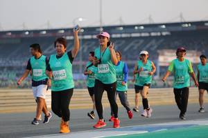 BIB: 0947, 52491, 50962, 0281, 1870
                            <button type="button" onclick="openModal(10479812)" class="btn btn-primary btn-sm float-right btn-popup" data-toggle="modal" data-target=".modal-high-quality">
                        <i class="fas fa-shopping-cart"></i> Add to Cart
                    </button>
                                            <button type="button" onclick="isThisMe(10479812, true)" class="btn btn-success btn-sm float-right btn-popup btn-isme hidden" data-toggle="tooltip" data-placement="bottom" title="นี่คือรูปของคุณใช่ไหม คลิกที่นี่เพื่อเอาเข้าอัลบั้ม">
                        <i class="fas fa-plus"></i> Add to album
                    </button>
                    <button type="button" onclick="isThisMe(10479812, false)" class="btn btn-warning btn-sm float-right btn-popup btn-isnotme hidden">
                        <i class="fas fa-ban"></i> Remove from album
                    </button>