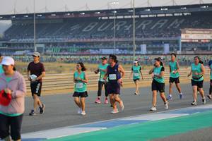 BIB: 2213, 52364
                            <button type="button" onclick="openModal(10481126)" class="btn btn-primary btn-sm float-right btn-popup" data-toggle="modal" data-target=".modal-high-quality">
                        <i class="fas fa-shopping-cart"></i> Add to Cart
                    </button>
                                            <button type="button" onclick="isThisMe(10481126, true)" class="btn btn-success btn-sm float-right btn-popup btn-isme hidden" data-toggle="tooltip" data-placement="bottom" title="นี่คือรูปของคุณใช่ไหม คลิกที่นี่เพื่อเอาเข้าอัลบั้ม">
                        <i class="fas fa-plus"></i> Add to album
                    </button>
                    <button type="button" onclick="isThisMe(10481126, false)" class="btn btn-warning btn-sm float-right btn-popup btn-isnotme hidden">
                        <i class="fas fa-ban"></i> Remove from album
                    </button>