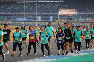 BIB: 50863, 0714, 1792, 53435, 53122, 1561
                            <button type="button" onclick="openModal(10482567)" class="btn btn-primary btn-sm float-right btn-popup" data-toggle="modal" data-target=".modal-high-quality">
                        <i class="fas fa-shopping-cart"></i> Add to Cart
                    </button>
                                            <button type="button" onclick="isThisMe(10482567, true)" class="btn btn-success btn-sm float-right btn-popup btn-isme hidden" data-toggle="tooltip" data-placement="bottom" title="นี่คือรูปของคุณใช่ไหม คลิกที่นี่เพื่อเอาเข้าอัลบั้ม">
                        <i class="fas fa-plus"></i> Add to album
                    </button>
                    <button type="button" onclick="isThisMe(10482567, false)" class="btn btn-warning btn-sm float-right btn-popup btn-isnotme hidden">
                        <i class="fas fa-ban"></i> Remove from album
                    </button>