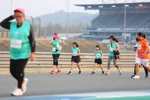 BIB: 5017
                            <button type="button" onclick="openModal(10485766)" class="btn btn-primary btn-sm float-right btn-popup" data-toggle="modal" data-target=".modal-high-quality">
                        <i class="fas fa-shopping-cart"></i> Add to Cart
                    </button>
                                            <button type="button" onclick="isThisMe(10485766, true)" class="btn btn-success btn-sm float-right btn-popup btn-isme hidden" data-toggle="tooltip" data-placement="bottom" title="นี่คือรูปของคุณใช่ไหม คลิกที่นี่เพื่อเอาเข้าอัลบั้ม">
                        <i class="fas fa-plus"></i> Add to album
                    </button>
                    <button type="button" onclick="isThisMe(10485766, false)" class="btn btn-warning btn-sm float-right btn-popup btn-isnotme hidden">
                        <i class="fas fa-ban"></i> Remove from album
                    </button>