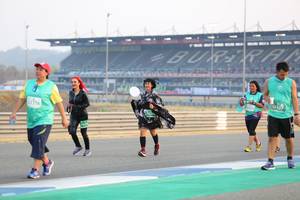 BIB: 107, 3336, 7026
                            <button type="button" onclick="openModal(10485659)" class="btn btn-primary btn-sm float-right btn-popup" data-toggle="modal" data-target=".modal-high-quality">
                        <i class="fas fa-shopping-cart"></i> Add to Cart
                    </button>
                                            <button type="button" onclick="isThisMe(10485659, true)" class="btn btn-success btn-sm float-right btn-popup btn-isme hidden" data-toggle="tooltip" data-placement="bottom" title="นี่คือรูปของคุณใช่ไหม คลิกที่นี่เพื่อเอาเข้าอัลบั้ม">
                        <i class="fas fa-plus"></i> Add to album
                    </button>
                    <button type="button" onclick="isThisMe(10485659, false)" class="btn btn-warning btn-sm float-right btn-popup btn-isnotme hidden">
                        <i class="fas fa-ban"></i> Remove from album
                    </button>