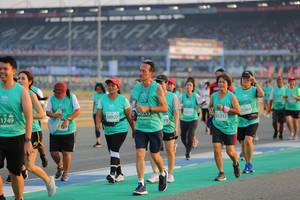 BIB: 1749, 50927, 1264, 51232
                            <button type="button" onclick="openModal(10481542)" class="btn btn-primary btn-sm float-right btn-popup" data-toggle="modal" data-target=".modal-high-quality">
                        <i class="fas fa-shopping-cart"></i> Add to Cart
                    </button>
                                            <button type="button" onclick="isThisMe(10481542, true)" class="btn btn-success btn-sm float-right btn-popup btn-isme hidden" data-toggle="tooltip" data-placement="bottom" title="นี่คือรูปของคุณใช่ไหม คลิกที่นี่เพื่อเอาเข้าอัลบั้ม">
                        <i class="fas fa-plus"></i> Add to album
                    </button>
                    <button type="button" onclick="isThisMe(10481542, false)" class="btn btn-warning btn-sm float-right btn-popup btn-isnotme hidden">
                        <i class="fas fa-ban"></i> Remove from album
                    </button>