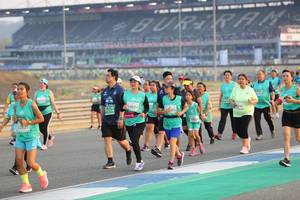 BIB: 330345, 305, 71214, 32621
                            <button type="button" onclick="openModal(10483606)" class="btn btn-primary btn-sm float-right btn-popup" data-toggle="modal" data-target=".modal-high-quality">
                        <i class="fas fa-shopping-cart"></i> Add to Cart
                    </button>
                                            <button type="button" onclick="isThisMe(10483606, true)" class="btn btn-success btn-sm float-right btn-popup btn-isme hidden" data-toggle="tooltip" data-placement="bottom" title="นี่คือรูปของคุณใช่ไหม คลิกที่นี่เพื่อเอาเข้าอัลบั้ม">
                        <i class="fas fa-plus"></i> Add to album
                    </button>
                    <button type="button" onclick="isThisMe(10483606, false)" class="btn btn-warning btn-sm float-right btn-popup btn-isnotme hidden">
                        <i class="fas fa-ban"></i> Remove from album
                    </button>