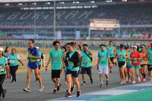 BIB: 52062, 554, 10458, 30294, 1002
                            <button type="button" onclick="openModal(10482213)" class="btn btn-primary btn-sm float-right btn-popup" data-toggle="modal" data-target=".modal-high-quality">
                        <i class="fas fa-shopping-cart"></i> Add to Cart
                    </button>
                                            <button type="button" onclick="isThisMe(10482213, true)" class="btn btn-success btn-sm float-right btn-popup btn-isme hidden" data-toggle="tooltip" data-placement="bottom" title="นี่คือรูปของคุณใช่ไหม คลิกที่นี่เพื่อเอาเข้าอัลบั้ม">
                        <i class="fas fa-plus"></i> Add to album
                    </button>
                    <button type="button" onclick="isThisMe(10482213, false)" class="btn btn-warning btn-sm float-right btn-popup btn-isnotme hidden">
                        <i class="fas fa-ban"></i> Remove from album
                    </button>