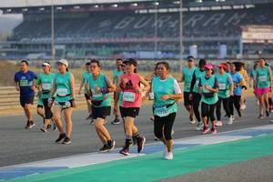 BIB: 53095, 52082, 50658, 53187
                            <button type="button" onclick="openModal(10481170)" class="btn btn-primary btn-sm float-right btn-popup" data-toggle="modal" data-target=".modal-high-quality">
                        <i class="fas fa-shopping-cart"></i> Add to Cart
                    </button>
                                            <button type="button" onclick="isThisMe(10481170, true)" class="btn btn-success btn-sm float-right btn-popup btn-isme hidden" data-toggle="tooltip" data-placement="bottom" title="นี่คือรูปของคุณใช่ไหม คลิกที่นี่เพื่อเอาเข้าอัลบั้ม">
                        <i class="fas fa-plus"></i> Add to album
                    </button>
                    <button type="button" onclick="isThisMe(10481170, false)" class="btn btn-warning btn-sm float-right btn-popup btn-isnotme hidden">
                        <i class="fas fa-ban"></i> Remove from album
                    </button>