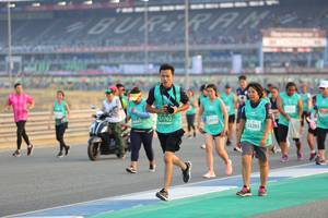 BIB: 51702, 53285
                            <button type="button" onclick="openModal(10483213)" class="btn btn-primary btn-sm float-right btn-popup" data-toggle="modal" data-target=".modal-high-quality">
                        <i class="fas fa-shopping-cart"></i> Add to Cart
                    </button>
                                            <button type="button" onclick="isThisMe(10483213, true)" class="btn btn-success btn-sm float-right btn-popup btn-isme hidden" data-toggle="tooltip" data-placement="bottom" title="นี่คือรูปของคุณใช่ไหม คลิกที่นี่เพื่อเอาเข้าอัลบั้ม">
                        <i class="fas fa-plus"></i> Add to album
                    </button>
                    <button type="button" onclick="isThisMe(10483213, false)" class="btn btn-warning btn-sm float-right btn-popup btn-isnotme hidden">
                        <i class="fas fa-ban"></i> Remove from album
                    </button>