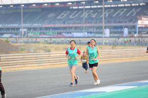 BIB: 53475, 3429
                            <button type="button" onclick="openModal(10485070)" class="btn btn-primary btn-sm float-right btn-popup" data-toggle="modal" data-target=".modal-high-quality">
                        <i class="fas fa-shopping-cart"></i> Add to Cart
                    </button>
                                            <button type="button" onclick="isThisMe(10485070, true)" class="btn btn-success btn-sm float-right btn-popup btn-isme hidden" data-toggle="tooltip" data-placement="bottom" title="นี่คือรูปของคุณใช่ไหม คลิกที่นี่เพื่อเอาเข้าอัลบั้ม">
                        <i class="fas fa-plus"></i> Add to album
                    </button>
                    <button type="button" onclick="isThisMe(10485070, false)" class="btn btn-warning btn-sm float-right btn-popup btn-isnotme hidden">
                        <i class="fas fa-ban"></i> Remove from album
                    </button>