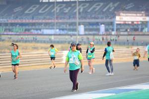 BIB: 
                            <button type="button" onclick="openModal(10485036)" class="btn btn-primary btn-sm float-right btn-popup" data-toggle="modal" data-target=".modal-high-quality">
                        <i class="fas fa-shopping-cart"></i> Add to Cart
                    </button>
                                            <button type="button" onclick="isThisMe(10485036, true)" class="btn btn-success btn-sm float-right btn-popup btn-isme hidden" data-toggle="tooltip" data-placement="bottom" title="นี่คือรูปของคุณใช่ไหม คลิกที่นี่เพื่อเอาเข้าอัลบั้ม">
                        <i class="fas fa-plus"></i> Add to album
                    </button>
                    <button type="button" onclick="isThisMe(10485036, false)" class="btn btn-warning btn-sm float-right btn-popup btn-isnotme hidden">
                        <i class="fas fa-ban"></i> Remove from album
                    </button>