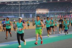 BIB: 50145
                            <button type="button" onclick="openModal(10481473)" class="btn btn-primary btn-sm float-right btn-popup" data-toggle="modal" data-target=".modal-high-quality">
                        <i class="fas fa-shopping-cart"></i> Add to Cart
                    </button>
                                            <button type="button" onclick="isThisMe(10481473, true)" class="btn btn-success btn-sm float-right btn-popup btn-isme hidden" data-toggle="tooltip" data-placement="bottom" title="นี่คือรูปของคุณใช่ไหม คลิกที่นี่เพื่อเอาเข้าอัลบั้ม">
                        <i class="fas fa-plus"></i> Add to album
                    </button>
                    <button type="button" onclick="isThisMe(10481473, false)" class="btn btn-warning btn-sm float-right btn-popup btn-isnotme hidden">
                        <i class="fas fa-ban"></i> Remove from album
                    </button>