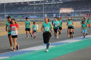 BIB: 52841, 2648
                            <button type="button" onclick="openModal(10480474)" class="btn btn-primary btn-sm float-right btn-popup" data-toggle="modal" data-target=".modal-high-quality">
                        <i class="fas fa-shopping-cart"></i> Add to Cart
                    </button>
                                            <button type="button" onclick="isThisMe(10480474, true)" class="btn btn-success btn-sm float-right btn-popup btn-isme hidden" data-toggle="tooltip" data-placement="bottom" title="นี่คือรูปของคุณใช่ไหม คลิกที่นี่เพื่อเอาเข้าอัลบั้ม">
                        <i class="fas fa-plus"></i> Add to album
                    </button>
                    <button type="button" onclick="isThisMe(10480474, false)" class="btn btn-warning btn-sm float-right btn-popup btn-isnotme hidden">
                        <i class="fas fa-ban"></i> Remove from album
                    </button>