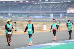 BIB: 51653, 2341, 53010, 3018
                            <button type="button" onclick="openModal(10485091)" class="btn btn-primary btn-sm float-right btn-popup" data-toggle="modal" data-target=".modal-high-quality">
                        <i class="fas fa-shopping-cart"></i> Add to Cart
                    </button>
                                            <button type="button" onclick="isThisMe(10485091, true)" class="btn btn-success btn-sm float-right btn-popup btn-isme hidden" data-toggle="tooltip" data-placement="bottom" title="นี่คือรูปของคุณใช่ไหม คลิกที่นี่เพื่อเอาเข้าอัลบั้ม">
                        <i class="fas fa-plus"></i> Add to album
                    </button>
                    <button type="button" onclick="isThisMe(10485091, false)" class="btn btn-warning btn-sm float-right btn-popup btn-isnotme hidden">
                        <i class="fas fa-ban"></i> Remove from album
                    </button>