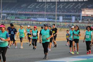 BIB: 8336, 52681, 83364, 
                            <button type="button" onclick="openModal(10482007)" class="btn btn-primary btn-sm float-right btn-popup" data-toggle="modal" data-target=".modal-high-quality">
                        <i class="fas fa-shopping-cart"></i> Add to Cart
                    </button>
                                            <button type="button" onclick="isThisMe(10482007, true)" class="btn btn-success btn-sm float-right btn-popup btn-isme hidden" data-toggle="tooltip" data-placement="bottom" title="นี่คือรูปของคุณใช่ไหม คลิกที่นี่เพื่อเอาเข้าอัลบั้ม">
                        <i class="fas fa-plus"></i> Add to album
                    </button>
                    <button type="button" onclick="isThisMe(10482007, false)" class="btn btn-warning btn-sm float-right btn-popup btn-isnotme hidden">
                        <i class="fas fa-ban"></i> Remove from album
                    </button>