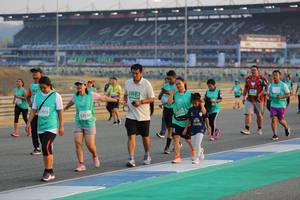 BIB: 414, 0425, 955, 2510
                            <button type="button" onclick="openModal(10482694)" class="btn btn-primary btn-sm float-right btn-popup" data-toggle="modal" data-target=".modal-high-quality">
                        <i class="fas fa-shopping-cart"></i> Add to Cart
                    </button>
                                            <button type="button" onclick="isThisMe(10482694, true)" class="btn btn-success btn-sm float-right btn-popup btn-isme hidden" data-toggle="tooltip" data-placement="bottom" title="นี่คือรูปของคุณใช่ไหม คลิกที่นี่เพื่อเอาเข้าอัลบั้ม">
                        <i class="fas fa-plus"></i> Add to album
                    </button>
                    <button type="button" onclick="isThisMe(10482694, false)" class="btn btn-warning btn-sm float-right btn-popup btn-isnotme hidden">
                        <i class="fas fa-ban"></i> Remove from album
                    </button>