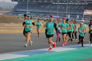 BIB: 0776, 1731, 222
                            <button type="button" onclick="openModal(10480605)" class="btn btn-primary btn-sm float-right btn-popup" data-toggle="modal" data-target=".modal-high-quality">
                        <i class="fas fa-shopping-cart"></i> Add to Cart
                    </button>
                                            <button type="button" onclick="isThisMe(10480605, true)" class="btn btn-success btn-sm float-right btn-popup btn-isme hidden" data-toggle="tooltip" data-placement="bottom" title="นี่คือรูปของคุณใช่ไหม คลิกที่นี่เพื่อเอาเข้าอัลบั้ม">
                        <i class="fas fa-plus"></i> Add to album
                    </button>
                    <button type="button" onclick="isThisMe(10480605, false)" class="btn btn-warning btn-sm float-right btn-popup btn-isnotme hidden">
                        <i class="fas fa-ban"></i> Remove from album
                    </button>