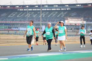 BIB: 3127, 53358
                            <button type="button" onclick="openModal(10485747)" class="btn btn-primary btn-sm float-right btn-popup" data-toggle="modal" data-target=".modal-high-quality">
                        <i class="fas fa-shopping-cart"></i> Add to Cart
                    </button>
                                            <button type="button" onclick="isThisMe(10485747, true)" class="btn btn-success btn-sm float-right btn-popup btn-isme hidden" data-toggle="tooltip" data-placement="bottom" title="นี่คือรูปของคุณใช่ไหม คลิกที่นี่เพื่อเอาเข้าอัลบั้ม">
                        <i class="fas fa-plus"></i> Add to album
                    </button>
                    <button type="button" onclick="isThisMe(10485747, false)" class="btn btn-warning btn-sm float-right btn-popup btn-isnotme hidden">
                        <i class="fas fa-ban"></i> Remove from album
                    </button>