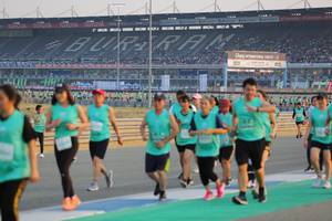 BIB: 
                            <button type="button" onclick="openModal(10481524)" class="btn btn-primary btn-sm float-right btn-popup" data-toggle="modal" data-target=".modal-high-quality">
                        <i class="fas fa-shopping-cart"></i> Add to Cart
                    </button>
                                            <button type="button" onclick="isThisMe(10481524, true)" class="btn btn-success btn-sm float-right btn-popup btn-isme hidden" data-toggle="tooltip" data-placement="bottom" title="นี่คือรูปของคุณใช่ไหม คลิกที่นี่เพื่อเอาเข้าอัลบั้ม">
                        <i class="fas fa-plus"></i> Add to album
                    </button>
                    <button type="button" onclick="isThisMe(10481524, false)" class="btn btn-warning btn-sm float-right btn-popup btn-isnotme hidden">
                        <i class="fas fa-ban"></i> Remove from album
                    </button>