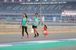 BIB: 2632
                            <button type="button" onclick="openModal(10486233)" class="btn btn-primary btn-sm float-right btn-popup" data-toggle="modal" data-target=".modal-high-quality">
                        <i class="fas fa-shopping-cart"></i> Add to Cart
                    </button>
                                            <button type="button" onclick="isThisMe(10486233, true)" class="btn btn-success btn-sm float-right btn-popup btn-isme hidden" data-toggle="tooltip" data-placement="bottom" title="นี่คือรูปของคุณใช่ไหม คลิกที่นี่เพื่อเอาเข้าอัลบั้ม">
                        <i class="fas fa-plus"></i> Add to album
                    </button>
                    <button type="button" onclick="isThisMe(10486233, false)" class="btn btn-warning btn-sm float-right btn-popup btn-isnotme hidden">
                        <i class="fas fa-ban"></i> Remove from album
                    </button>