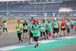 BIB: 52529, 50400
                            <button type="button" onclick="openModal(10483724)" class="btn btn-primary btn-sm float-right btn-popup" data-toggle="modal" data-target=".modal-high-quality">
                        <i class="fas fa-shopping-cart"></i> Add to Cart
                    </button>
                                            <button type="button" onclick="isThisMe(10483724, true)" class="btn btn-success btn-sm float-right btn-popup btn-isme hidden" data-toggle="tooltip" data-placement="bottom" title="นี่คือรูปของคุณใช่ไหม คลิกที่นี่เพื่อเอาเข้าอัลบั้ม">
                        <i class="fas fa-plus"></i> Add to album
                    </button>
                    <button type="button" onclick="isThisMe(10483724, false)" class="btn btn-warning btn-sm float-right btn-popup btn-isnotme hidden">
                        <i class="fas fa-ban"></i> Remove from album
                    </button>