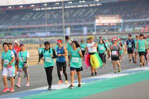 BIB: 52801, 52940
                            <button type="button" onclick="openModal(10483486)" class="btn btn-primary btn-sm float-right btn-popup" data-toggle="modal" data-target=".modal-high-quality">
                        <i class="fas fa-shopping-cart"></i> Add to Cart
                    </button>
                                            <button type="button" onclick="isThisMe(10483486, true)" class="btn btn-success btn-sm float-right btn-popup btn-isme hidden" data-toggle="tooltip" data-placement="bottom" title="นี่คือรูปของคุณใช่ไหม คลิกที่นี่เพื่อเอาเข้าอัลบั้ม">
                        <i class="fas fa-plus"></i> Add to album
                    </button>
                    <button type="button" onclick="isThisMe(10483486, false)" class="btn btn-warning btn-sm float-right btn-popup btn-isnotme hidden">
                        <i class="fas fa-ban"></i> Remove from album
                    </button>