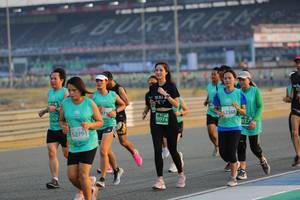 BIB: 62368, 10974, 0377, 52791
                            <button type="button" onclick="openModal(10479845)" class="btn btn-primary btn-sm float-right btn-popup" data-toggle="modal" data-target=".modal-high-quality">
                        <i class="fas fa-shopping-cart"></i> Add to Cart
                    </button>
                                            <button type="button" onclick="isThisMe(10479845, true)" class="btn btn-success btn-sm float-right btn-popup btn-isme hidden" data-toggle="tooltip" data-placement="bottom" title="นี่คือรูปของคุณใช่ไหม คลิกที่นี่เพื่อเอาเข้าอัลบั้ม">
                        <i class="fas fa-plus"></i> Add to album
                    </button>
                    <button type="button" onclick="isThisMe(10479845, false)" class="btn btn-warning btn-sm float-right btn-popup btn-isnotme hidden">
                        <i class="fas fa-ban"></i> Remove from album
                    </button>