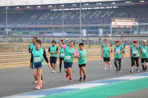 BIB: 50135
                            <button type="button" onclick="openModal(10484119)" class="btn btn-primary btn-sm float-right btn-popup" data-toggle="modal" data-target=".modal-high-quality">
                        <i class="fas fa-shopping-cart"></i> Add to Cart
                    </button>
                                            <button type="button" onclick="isThisMe(10484119, true)" class="btn btn-success btn-sm float-right btn-popup btn-isme hidden" data-toggle="tooltip" data-placement="bottom" title="นี่คือรูปของคุณใช่ไหม คลิกที่นี่เพื่อเอาเข้าอัลบั้ม">
                        <i class="fas fa-plus"></i> Add to album
                    </button>
                    <button type="button" onclick="isThisMe(10484119, false)" class="btn btn-warning btn-sm float-right btn-popup btn-isnotme hidden">
                        <i class="fas fa-ban"></i> Remove from album
                    </button>