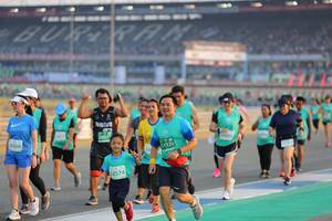 BIB: 5007, 50560, 51920, 52574
                            <button type="button" onclick="openModal(10482246)" class="btn btn-primary btn-sm float-right btn-popup" data-toggle="modal" data-target=".modal-high-quality">
                        <i class="fas fa-shopping-cart"></i> Add to Cart
                    </button>
                                            <button type="button" onclick="isThisMe(10482246, true)" class="btn btn-success btn-sm float-right btn-popup btn-isme hidden" data-toggle="tooltip" data-placement="bottom" title="นี่คือรูปของคุณใช่ไหม คลิกที่นี่เพื่อเอาเข้าอัลบั้ม">
                        <i class="fas fa-plus"></i> Add to album
                    </button>
                    <button type="button" onclick="isThisMe(10482246, false)" class="btn btn-warning btn-sm float-right btn-popup btn-isnotme hidden">
                        <i class="fas fa-ban"></i> Remove from album
                    </button>