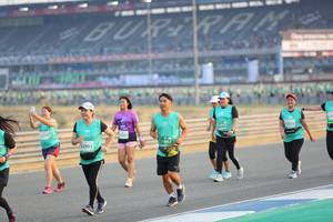 BIB: 51865, 52993
                            <button type="button" onclick="openModal(10483127)" class="btn btn-primary btn-sm float-right btn-popup" data-toggle="modal" data-target=".modal-high-quality">
                        <i class="fas fa-shopping-cart"></i> Add to Cart
                    </button>
                                            <button type="button" onclick="isThisMe(10483127, true)" class="btn btn-success btn-sm float-right btn-popup btn-isme hidden" data-toggle="tooltip" data-placement="bottom" title="นี่คือรูปของคุณใช่ไหม คลิกที่นี่เพื่อเอาเข้าอัลบั้ม">
                        <i class="fas fa-plus"></i> Add to album
                    </button>
                    <button type="button" onclick="isThisMe(10483127, false)" class="btn btn-warning btn-sm float-right btn-popup btn-isnotme hidden">
                        <i class="fas fa-ban"></i> Remove from album
                    </button>