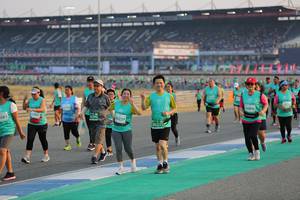 BIB: 896, 2683, 229, 80223
                            <button type="button" onclick="openModal(10482644)" class="btn btn-primary btn-sm float-right btn-popup" data-toggle="modal" data-target=".modal-high-quality">
                        <i class="fas fa-shopping-cart"></i> Add to Cart
                    </button>
                                            <button type="button" onclick="isThisMe(10482644, true)" class="btn btn-success btn-sm float-right btn-popup btn-isme hidden" data-toggle="tooltip" data-placement="bottom" title="นี่คือรูปของคุณใช่ไหม คลิกที่นี่เพื่อเอาเข้าอัลบั้ม">
                        <i class="fas fa-plus"></i> Add to album
                    </button>
                    <button type="button" onclick="isThisMe(10482644, false)" class="btn btn-warning btn-sm float-right btn-popup btn-isnotme hidden">
                        <i class="fas fa-ban"></i> Remove from album
                    </button>