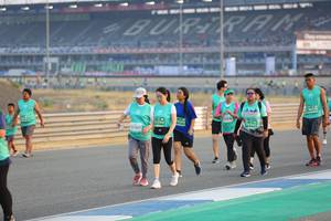 BIB: 30130, 1594, 70305, 51107
                            <button type="button" onclick="openModal(10484462)" class="btn btn-primary btn-sm float-right btn-popup" data-toggle="modal" data-target=".modal-high-quality">
                        <i class="fas fa-shopping-cart"></i> Add to Cart
                    </button>
                                            <button type="button" onclick="isThisMe(10484462, true)" class="btn btn-success btn-sm float-right btn-popup btn-isme hidden" data-toggle="tooltip" data-placement="bottom" title="นี่คือรูปของคุณใช่ไหม คลิกที่นี่เพื่อเอาเข้าอัลบั้ม">
                        <i class="fas fa-plus"></i> Add to album
                    </button>
                    <button type="button" onclick="isThisMe(10484462, false)" class="btn btn-warning btn-sm float-right btn-popup btn-isnotme hidden">
                        <i class="fas fa-ban"></i> Remove from album
                    </button>