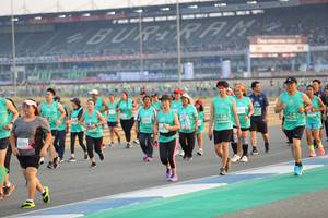 BIB: 50228, 50100, 0773
                            <button type="button" onclick="openModal(10483537)" class="btn btn-primary btn-sm float-right btn-popup" data-toggle="modal" data-target=".modal-high-quality">
                        <i class="fas fa-shopping-cart"></i> Add to Cart
                    </button>
                                            <button type="button" onclick="isThisMe(10483537, true)" class="btn btn-success btn-sm float-right btn-popup btn-isme hidden" data-toggle="tooltip" data-placement="bottom" title="นี่คือรูปของคุณใช่ไหม คลิกที่นี่เพื่อเอาเข้าอัลบั้ม">
                        <i class="fas fa-plus"></i> Add to album
                    </button>
                    <button type="button" onclick="isThisMe(10483537, false)" class="btn btn-warning btn-sm float-right btn-popup btn-isnotme hidden">
                        <i class="fas fa-ban"></i> Remove from album
                    </button>