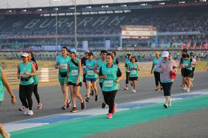 BIB: 1054, 353064
                            <button type="button" onclick="openModal(10481108)" class="btn btn-primary btn-sm float-right btn-popup" data-toggle="modal" data-target=".modal-high-quality">
                        <i class="fas fa-shopping-cart"></i> Add to Cart
                    </button>
                                            <button type="button" onclick="isThisMe(10481108, true)" class="btn btn-success btn-sm float-right btn-popup btn-isme hidden" data-toggle="tooltip" data-placement="bottom" title="นี่คือรูปของคุณใช่ไหม คลิกที่นี่เพื่อเอาเข้าอัลบั้ม">
                        <i class="fas fa-plus"></i> Add to album
                    </button>
                    <button type="button" onclick="isThisMe(10481108, false)" class="btn btn-warning btn-sm float-right btn-popup btn-isnotme hidden">
                        <i class="fas fa-ban"></i> Remove from album
                    </button>