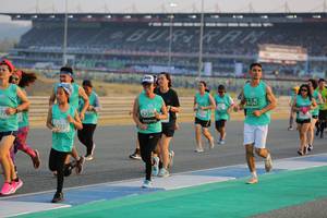 BIB: 8347, 5229, 227
                            <button type="button" onclick="openModal(10480632)" class="btn btn-primary btn-sm float-right btn-popup" data-toggle="modal" data-target=".modal-high-quality">
                        <i class="fas fa-shopping-cart"></i> Add to Cart
                    </button>
                                            <button type="button" onclick="isThisMe(10480632, true)" class="btn btn-success btn-sm float-right btn-popup btn-isme hidden" data-toggle="tooltip" data-placement="bottom" title="นี่คือรูปของคุณใช่ไหม คลิกที่นี่เพื่อเอาเข้าอัลบั้ม">
                        <i class="fas fa-plus"></i> Add to album
                    </button>
                    <button type="button" onclick="isThisMe(10480632, false)" class="btn btn-warning btn-sm float-right btn-popup btn-isnotme hidden">
                        <i class="fas fa-ban"></i> Remove from album
                    </button>