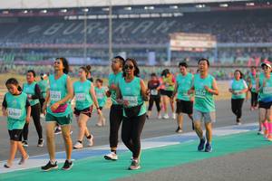 BIB: 5241, 50354, 52873, 160, 980, 52469
                            <button type="button" onclick="openModal(10481371)" class="btn btn-primary btn-sm float-right btn-popup" data-toggle="modal" data-target=".modal-high-quality">
                        <i class="fas fa-shopping-cart"></i> Add to Cart
                    </button>
                                            <button type="button" onclick="isThisMe(10481371, true)" class="btn btn-success btn-sm float-right btn-popup btn-isme hidden" data-toggle="tooltip" data-placement="bottom" title="นี่คือรูปของคุณใช่ไหม คลิกที่นี่เพื่อเอาเข้าอัลบั้ม">
                        <i class="fas fa-plus"></i> Add to album
                    </button>
                    <button type="button" onclick="isThisMe(10481371, false)" class="btn btn-warning btn-sm float-right btn-popup btn-isnotme hidden">
                        <i class="fas fa-ban"></i> Remove from album
                    </button>