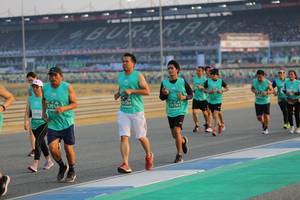 BIB: 52013, 51784, 52952
                            <button type="button" onclick="openModal(10480304)" class="btn btn-primary btn-sm float-right btn-popup" data-toggle="modal" data-target=".modal-high-quality">
                        <i class="fas fa-shopping-cart"></i> Add to Cart
                    </button>
                                            <button type="button" onclick="isThisMe(10480304, true)" class="btn btn-success btn-sm float-right btn-popup btn-isme hidden" data-toggle="tooltip" data-placement="bottom" title="นี่คือรูปของคุณใช่ไหม คลิกที่นี่เพื่อเอาเข้าอัลบั้ม">
                        <i class="fas fa-plus"></i> Add to album
                    </button>
                    <button type="button" onclick="isThisMe(10480304, false)" class="btn btn-warning btn-sm float-right btn-popup btn-isnotme hidden">
                        <i class="fas fa-ban"></i> Remove from album
                    </button>