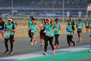 BIB: 2305
                            <button type="button" onclick="openModal(10481717)" class="btn btn-primary btn-sm float-right btn-popup" data-toggle="modal" data-target=".modal-high-quality">
                        <i class="fas fa-shopping-cart"></i> Add to Cart
                    </button>
                                            <button type="button" onclick="isThisMe(10481717, true)" class="btn btn-success btn-sm float-right btn-popup btn-isme hidden" data-toggle="tooltip" data-placement="bottom" title="นี่คือรูปของคุณใช่ไหม คลิกที่นี่เพื่อเอาเข้าอัลบั้ม">
                        <i class="fas fa-plus"></i> Add to album
                    </button>
                    <button type="button" onclick="isThisMe(10481717, false)" class="btn btn-warning btn-sm float-right btn-popup btn-isnotme hidden">
                        <i class="fas fa-ban"></i> Remove from album
                    </button>