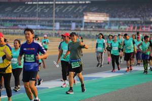 BIB: 1857, 2804, 50112
                            <button type="button" onclick="openModal(10482353)" class="btn btn-primary btn-sm float-right btn-popup" data-toggle="modal" data-target=".modal-high-quality">
                        <i class="fas fa-shopping-cart"></i> Add to Cart
                    </button>
                                            <button type="button" onclick="isThisMe(10482353, true)" class="btn btn-success btn-sm float-right btn-popup btn-isme hidden" data-toggle="tooltip" data-placement="bottom" title="นี่คือรูปของคุณใช่ไหม คลิกที่นี่เพื่อเอาเข้าอัลบั้ม">
                        <i class="fas fa-plus"></i> Add to album
                    </button>
                    <button type="button" onclick="isThisMe(10482353, false)" class="btn btn-warning btn-sm float-right btn-popup btn-isnotme hidden">
                        <i class="fas fa-ban"></i> Remove from album
                    </button>