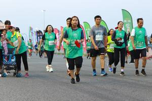 BIB: 2723, 53118, 51821
                            <button type="button" onclick="openModal(10539544)" class="btn btn-primary btn-sm float-right btn-popup" data-toggle="modal" data-target=".modal-high-quality">
                        <i class="fas fa-shopping-cart"></i> Add to Cart
                    </button>
                                            <button type="button" onclick="isThisMe(10539544, true)" class="btn btn-success btn-sm float-right btn-popup btn-isme hidden" data-toggle="tooltip" data-placement="bottom" title="นี่คือรูปของคุณใช่ไหม คลิกที่นี่เพื่อเอาเข้าอัลบั้ม">
                        <i class="fas fa-plus"></i> Add to album
                    </button>
                    <button type="button" onclick="isThisMe(10539544, false)" class="btn btn-warning btn-sm float-right btn-popup btn-isnotme hidden">
                        <i class="fas fa-ban"></i> Remove from album
                    </button>