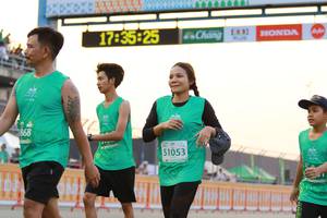 BIB: 1735, 1868, 51053
                            <button type="button" onclick="openModal(10535067)" class="btn btn-primary btn-sm float-right btn-popup" data-toggle="modal" data-target=".modal-high-quality">
                        <i class="fas fa-shopping-cart"></i> Add to Cart
                    </button>
                                            <button type="button" onclick="isThisMe(10535067, true)" class="btn btn-success btn-sm float-right btn-popup btn-isme hidden" data-toggle="tooltip" data-placement="bottom" title="นี่คือรูปของคุณใช่ไหม คลิกที่นี่เพื่อเอาเข้าอัลบั้ม">
                        <i class="fas fa-plus"></i> Add to album
                    </button>
                    <button type="button" onclick="isThisMe(10535067, false)" class="btn btn-warning btn-sm float-right btn-popup btn-isnotme hidden">
                        <i class="fas fa-ban"></i> Remove from album
                    </button>