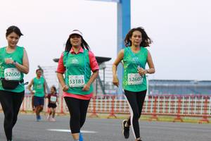 BIB: 52606, 52607, 53183
                            <button type="button" onclick="openModal(10538900)" class="btn btn-primary btn-sm float-right btn-popup" data-toggle="modal" data-target=".modal-high-quality">
                        <i class="fas fa-shopping-cart"></i> Add to Cart
                    </button>
                                            <button type="button" onclick="isThisMe(10538900, true)" class="btn btn-success btn-sm float-right btn-popup btn-isme hidden" data-toggle="tooltip" data-placement="bottom" title="นี่คือรูปของคุณใช่ไหม คลิกที่นี่เพื่อเอาเข้าอัลบั้ม">
                        <i class="fas fa-plus"></i> Add to album
                    </button>
                    <button type="button" onclick="isThisMe(10538900, false)" class="btn btn-warning btn-sm float-right btn-popup btn-isnotme hidden">
                        <i class="fas fa-ban"></i> Remove from album
                    </button>