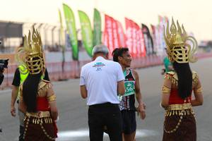 BIB: 
                            <button type="button" onclick="openModal(10530347)" class="btn btn-primary btn-sm float-right btn-popup" data-toggle="modal" data-target=".modal-high-quality">
                        <i class="fas fa-shopping-cart"></i> Add to Cart
                    </button>
                                            <button type="button" onclick="isThisMe(10530347, true)" class="btn btn-success btn-sm float-right btn-popup btn-isme hidden" data-toggle="tooltip" data-placement="bottom" title="นี่คือรูปของคุณใช่ไหม คลิกที่นี่เพื่อเอาเข้าอัลบั้ม">
                        <i class="fas fa-plus"></i> Add to album
                    </button>
                    <button type="button" onclick="isThisMe(10530347, false)" class="btn btn-warning btn-sm float-right btn-popup btn-isnotme hidden">
                        <i class="fas fa-ban"></i> Remove from album
                    </button>