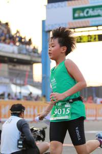 BIB: 9015
                            <button type="button" onclick="openModal(10533179)" class="btn btn-primary btn-sm float-right btn-popup" data-toggle="modal" data-target=".modal-high-quality">
                        <i class="fas fa-shopping-cart"></i> Add to Cart
                    </button>
                                            <button type="button" onclick="isThisMe(10533179, true)" class="btn btn-success btn-sm float-right btn-popup btn-isme hidden" data-toggle="tooltip" data-placement="bottom" title="นี่คือรูปของคุณใช่ไหม คลิกที่นี่เพื่อเอาเข้าอัลบั้ม">
                        <i class="fas fa-plus"></i> Add to album
                    </button>
                    <button type="button" onclick="isThisMe(10533179, false)" class="btn btn-warning btn-sm float-right btn-popup btn-isnotme hidden">
                        <i class="fas fa-ban"></i> Remove from album
                    </button>