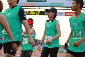 BIB: 7436, 51901, 512, 50695
                            <button type="button" onclick="openModal(10535432)" class="btn btn-primary btn-sm float-right btn-popup" data-toggle="modal" data-target=".modal-high-quality">
                        <i class="fas fa-shopping-cart"></i> Add to Cart
                    </button>
                                            <button type="button" onclick="isThisMe(10535432, true)" class="btn btn-success btn-sm float-right btn-popup btn-isme hidden" data-toggle="tooltip" data-placement="bottom" title="นี่คือรูปของคุณใช่ไหม คลิกที่นี่เพื่อเอาเข้าอัลบั้ม">
                        <i class="fas fa-plus"></i> Add to album
                    </button>
                    <button type="button" onclick="isThisMe(10535432, false)" class="btn btn-warning btn-sm float-right btn-popup btn-isnotme hidden">
                        <i class="fas fa-ban"></i> Remove from album
                    </button>