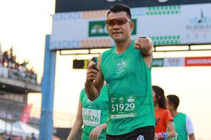 BIB: 51929, 0826
                            <button type="button" onclick="openModal(10535210)" class="btn btn-primary btn-sm float-right btn-popup" data-toggle="modal" data-target=".modal-high-quality">
                        <i class="fas fa-shopping-cart"></i> Add to Cart
                    </button>
                                            <button type="button" onclick="isThisMe(10535210, true)" class="btn btn-success btn-sm float-right btn-popup btn-isme hidden" data-toggle="tooltip" data-placement="bottom" title="นี่คือรูปของคุณใช่ไหม คลิกที่นี่เพื่อเอาเข้าอัลบั้ม">
                        <i class="fas fa-plus"></i> Add to album
                    </button>
                    <button type="button" onclick="isThisMe(10535210, false)" class="btn btn-warning btn-sm float-right btn-popup btn-isnotme hidden">
                        <i class="fas fa-ban"></i> Remove from album
                    </button>