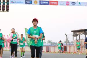 BIB: 
                            <button type="button" onclick="openModal(10538703)" class="btn btn-primary btn-sm float-right btn-popup" data-toggle="modal" data-target=".modal-high-quality">
                        <i class="fas fa-shopping-cart"></i> Add to Cart
                    </button>
                                            <button type="button" onclick="isThisMe(10538703, true)" class="btn btn-success btn-sm float-right btn-popup btn-isme hidden" data-toggle="tooltip" data-placement="bottom" title="นี่คือรูปของคุณใช่ไหม คลิกที่นี่เพื่อเอาเข้าอัลบั้ม">
                        <i class="fas fa-plus"></i> Add to album
                    </button>
                    <button type="button" onclick="isThisMe(10538703, false)" class="btn btn-warning btn-sm float-right btn-popup btn-isnotme hidden">
                        <i class="fas fa-ban"></i> Remove from album
                    </button>