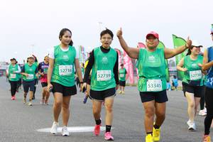 BIB: 52716, 52739, 52738, 53345
                            <button type="button" onclick="openModal(10539427)" class="btn btn-primary btn-sm float-right btn-popup" data-toggle="modal" data-target=".modal-high-quality">
                        <i class="fas fa-shopping-cart"></i> Add to Cart
                    </button>
                                            <button type="button" onclick="isThisMe(10539427, true)" class="btn btn-success btn-sm float-right btn-popup btn-isme hidden" data-toggle="tooltip" data-placement="bottom" title="นี่คือรูปของคุณใช่ไหม คลิกที่นี่เพื่อเอาเข้าอัลบั้ม">
                        <i class="fas fa-plus"></i> Add to album
                    </button>
                    <button type="button" onclick="isThisMe(10539427, false)" class="btn btn-warning btn-sm float-right btn-popup btn-isnotme hidden">
                        <i class="fas fa-ban"></i> Remove from album
                    </button>