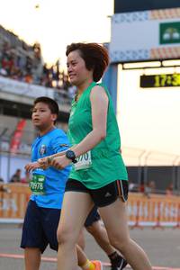 BIB: 1743, 70978, 
                            <button type="button" onclick="openModal(10537423)" class="btn btn-primary btn-sm float-right btn-popup" data-toggle="modal" data-target=".modal-high-quality">
                        <i class="fas fa-shopping-cart"></i> Add to Cart
                    </button>
                                            <button type="button" onclick="isThisMe(10537423, true)" class="btn btn-success btn-sm float-right btn-popup btn-isme hidden" data-toggle="tooltip" data-placement="bottom" title="นี่คือรูปของคุณใช่ไหม คลิกที่นี่เพื่อเอาเข้าอัลบั้ม">
                        <i class="fas fa-plus"></i> Add to album
                    </button>
                    <button type="button" onclick="isThisMe(10537423, false)" class="btn btn-warning btn-sm float-right btn-popup btn-isnotme hidden">
                        <i class="fas fa-ban"></i> Remove from album
                    </button>